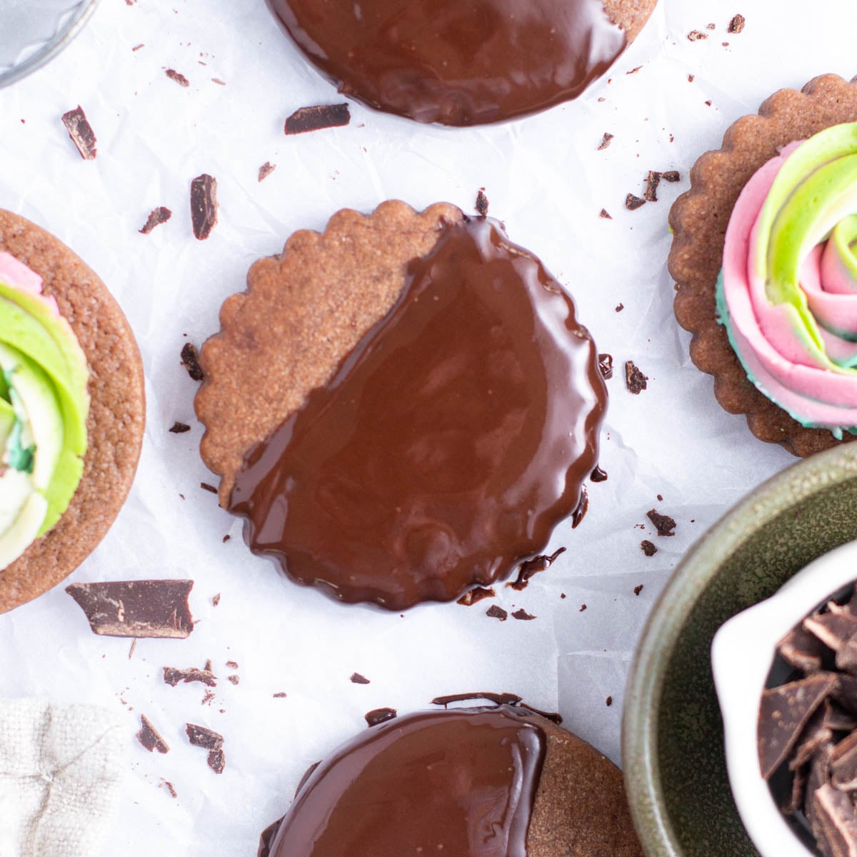 chocolate cut out sugar cookies - Article 1